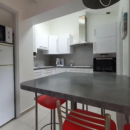 4 Proche Et Foret Pour 8 Personnes - Fr-1-476-241