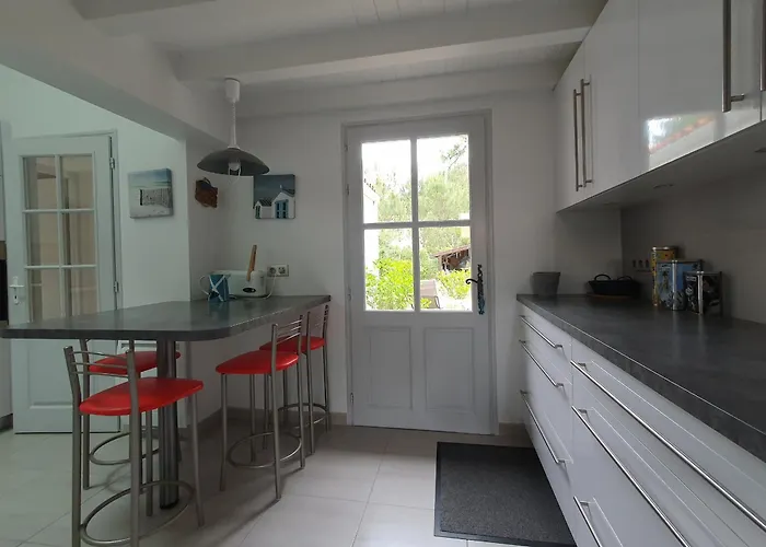 4 Proche Et Foret Pour 8 Personnes - Fr-1-476-241